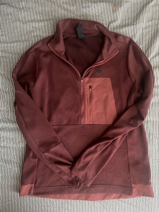 Mountain Hardwear Other - Mountain hardwear shirt